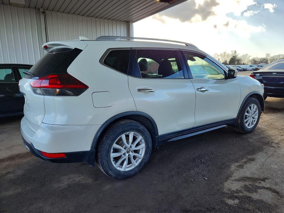 2019 Nissan Rogue sv
