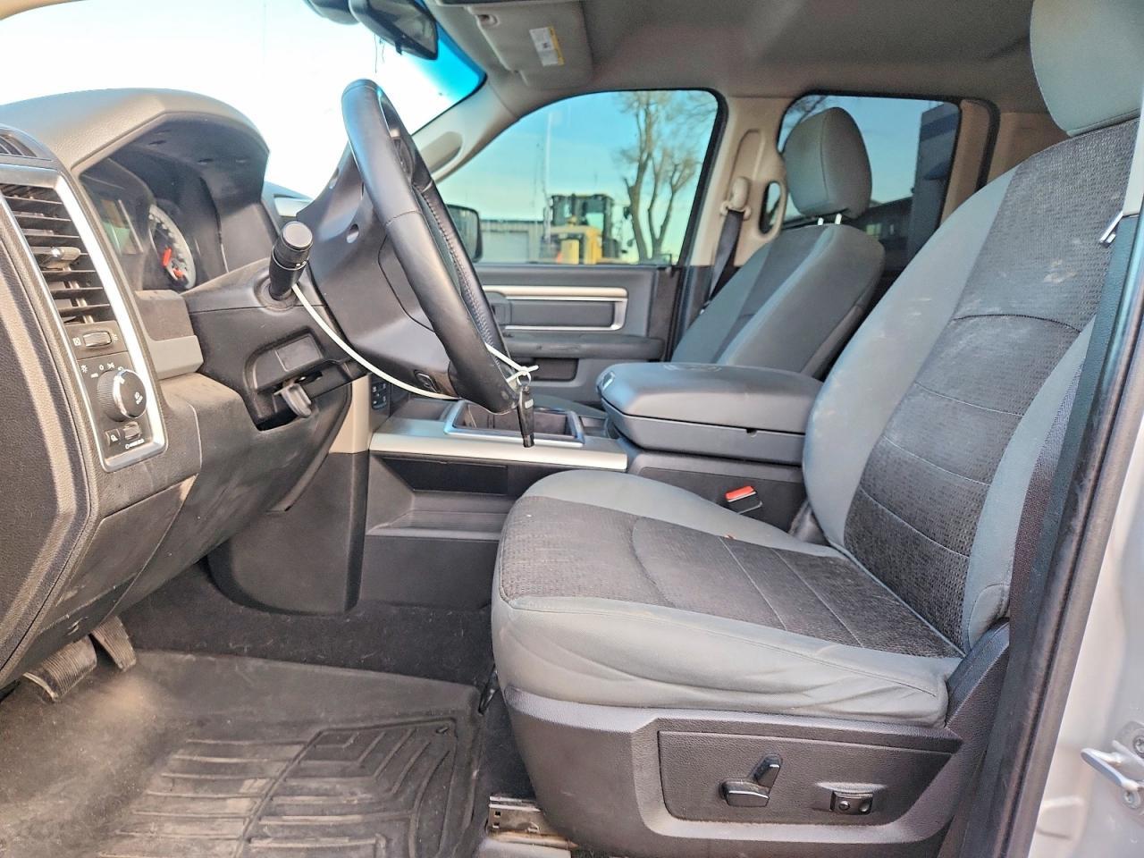 2014 Dodge Ram 1500 slt