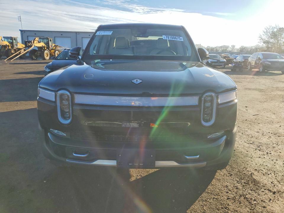 2022 Rivian R1T Adventure
