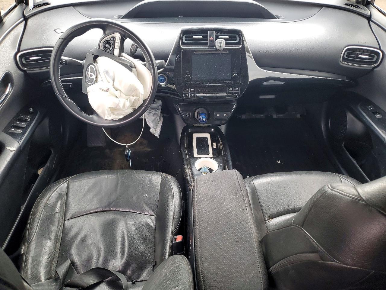 2016 Toyota Prius Three