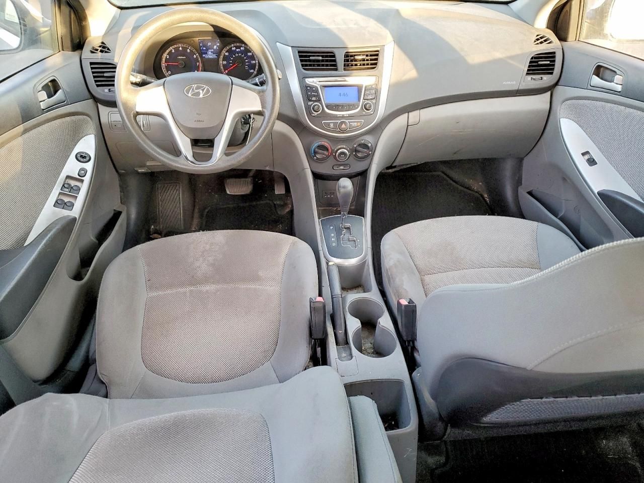 2012 Hyundai Accent gls