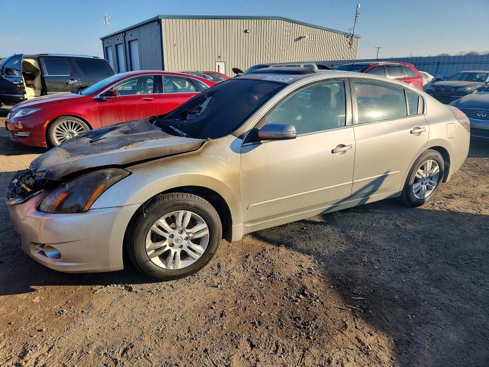 2012 Nissan Altima Base