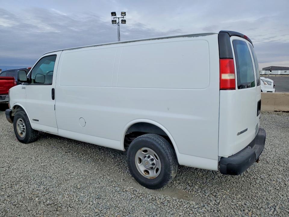 2005 Chevrolet Express G2500