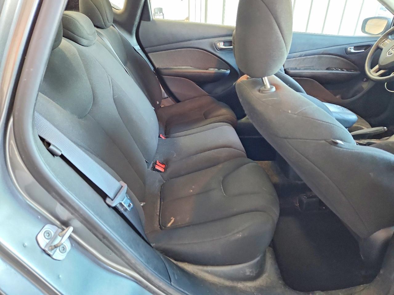 2013 Dodge Dart se
