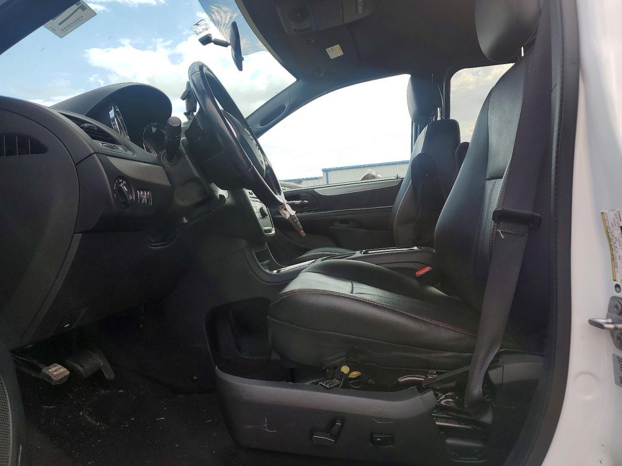 2016 Dodge Grand Caravan R/T