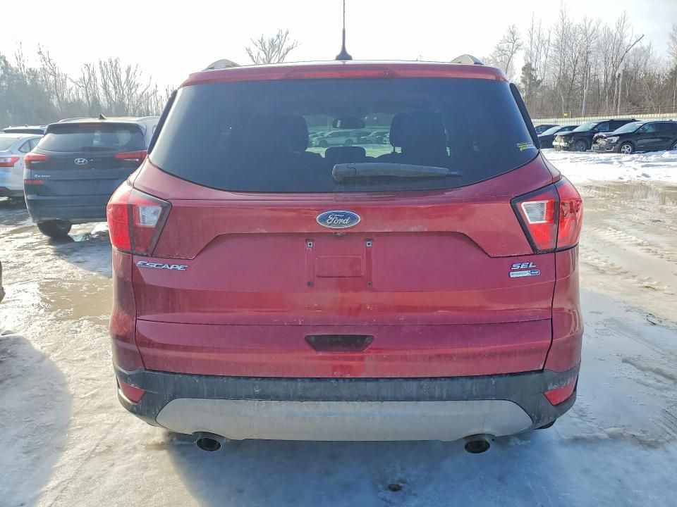 2019 Ford Escape sel