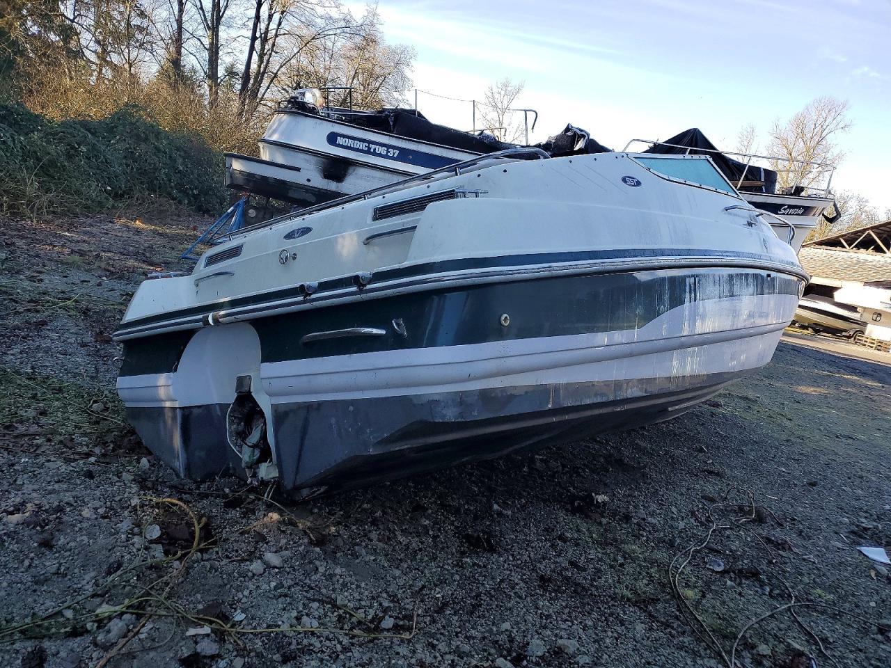 1996 Chaparral Boat