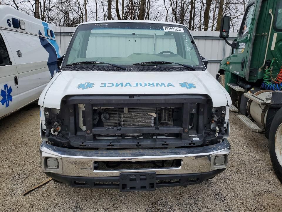 2015 Ford Econoline E350 Truck Cab AND Chassis