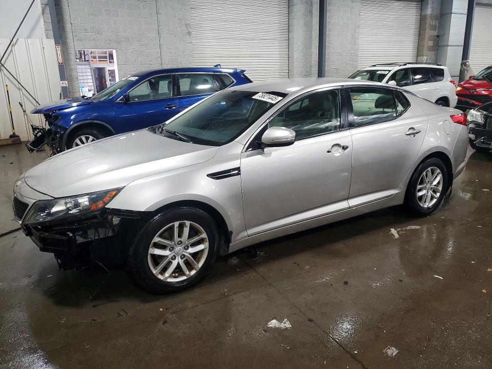 2013 KIA Optima lx