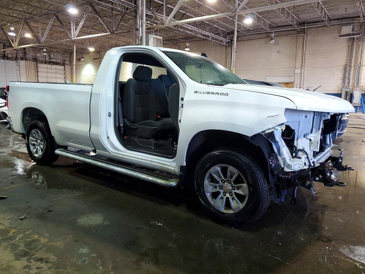 2025 Chevrolet Silverado C1500