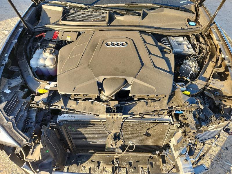 2023 Audi Q8 Prestige