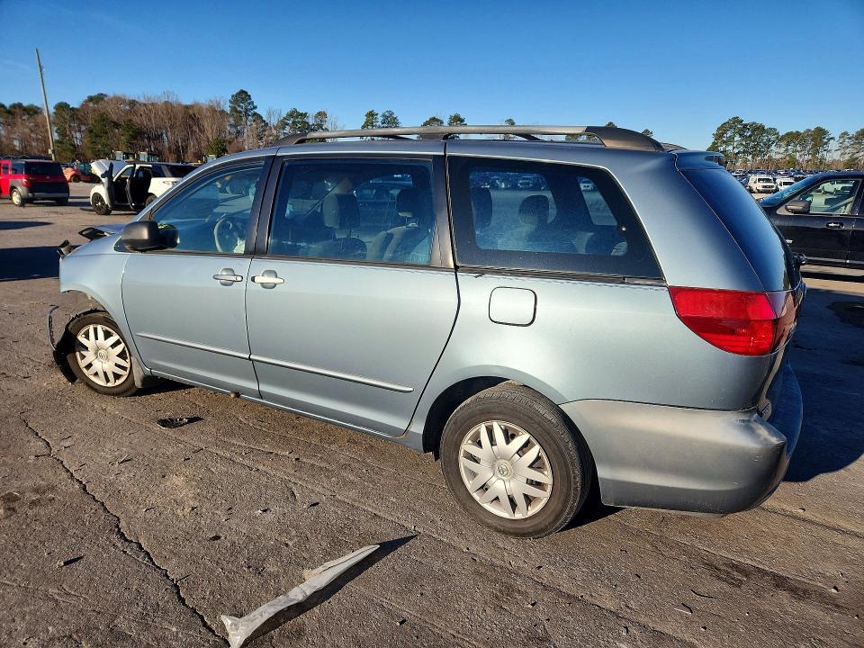 2005 Toyota Sienna ce