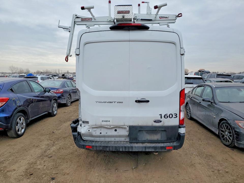 2022 Ford Transit T-250