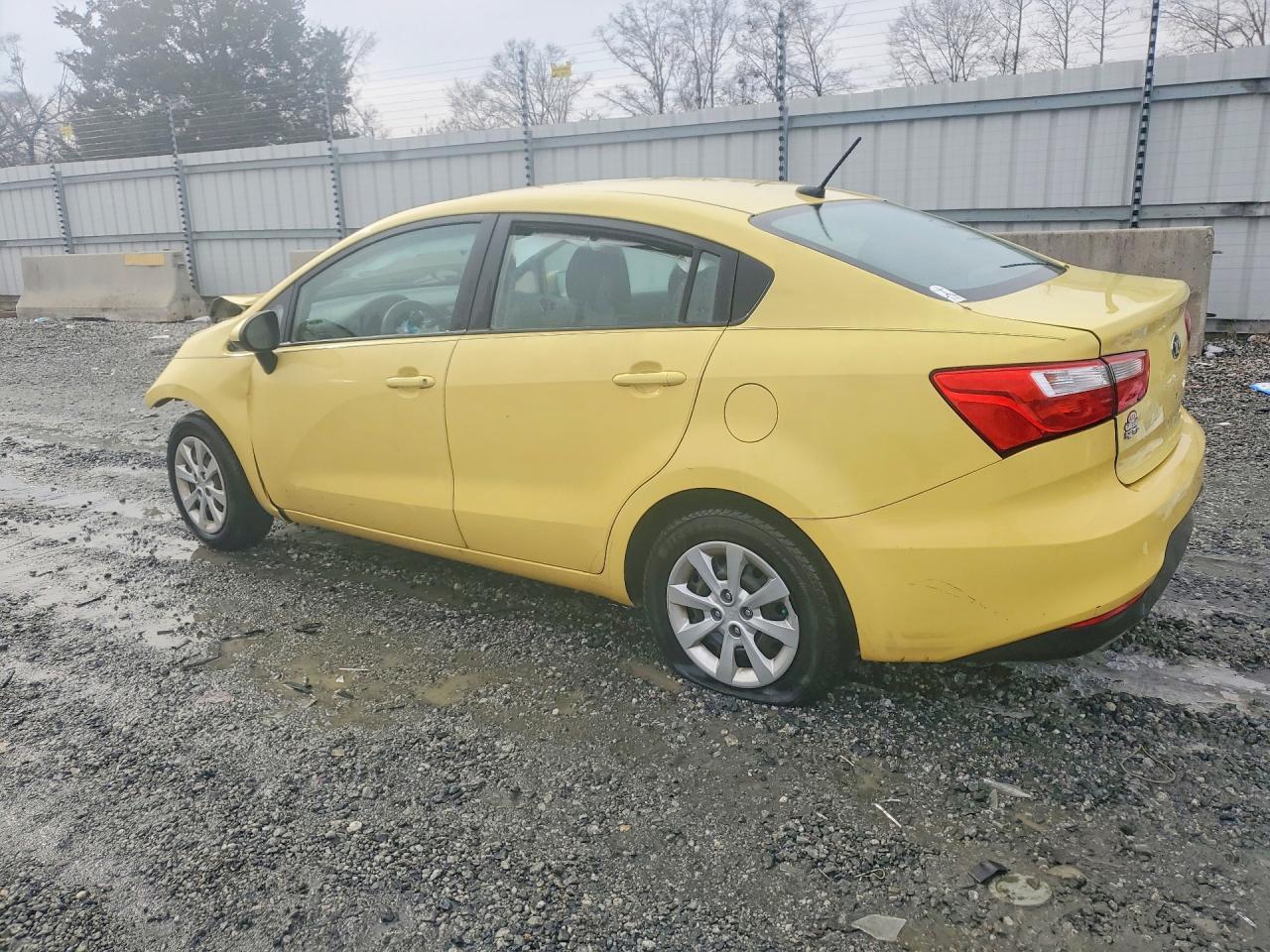 2016 KIA Rio lx