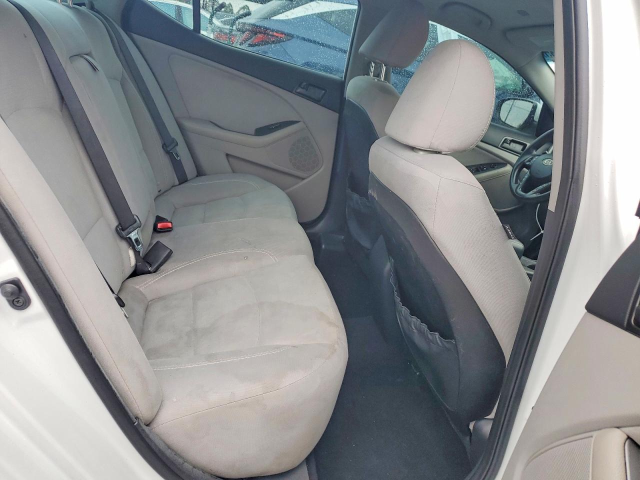 2012 KIA Optima lx