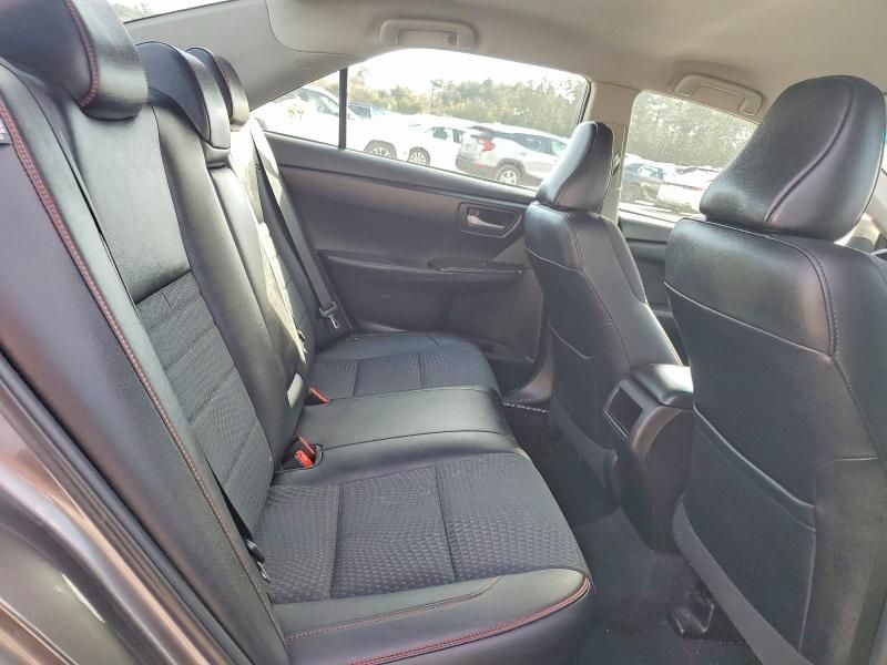 2015 Toyota Camry le