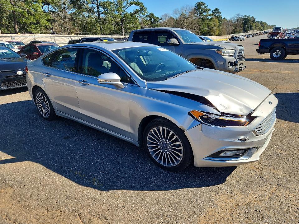 2017 Ford Fusion Titanium hev