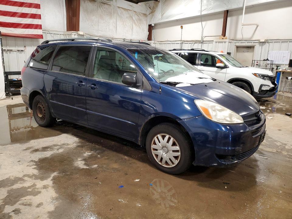 2005 Toyota Sienna ce