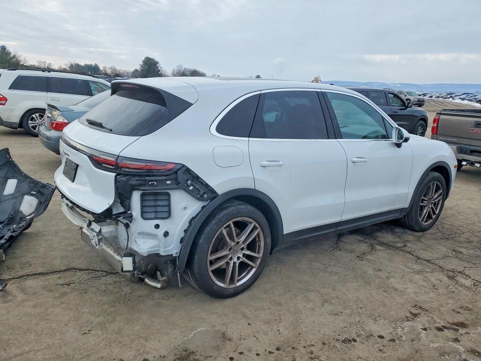 2023 Porsche Cayenne Base