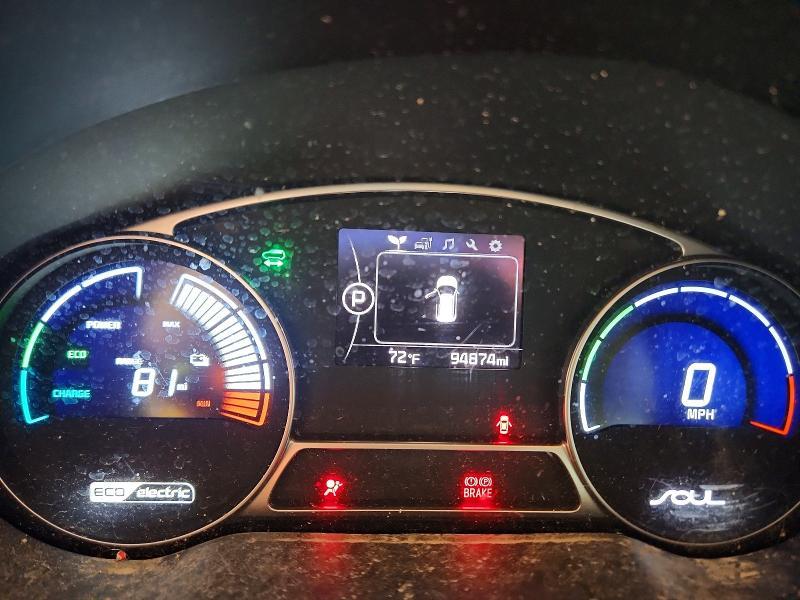 2016 KIA Soul ev +