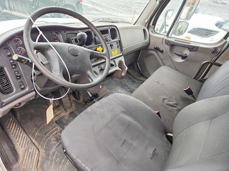 2020 Freightliner M2 106 Med-box Truck