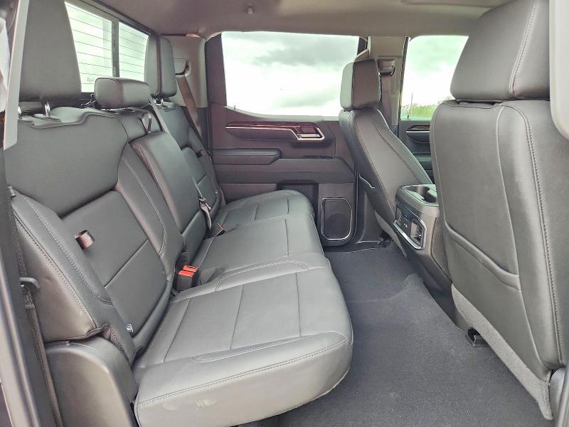 2026 GMC Sierra K1500 Elevation