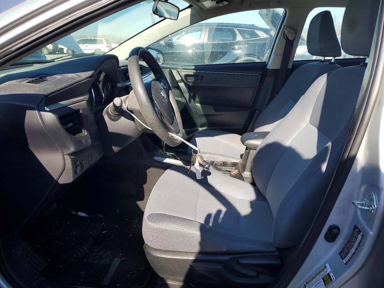 2015 Toyota Corolla l