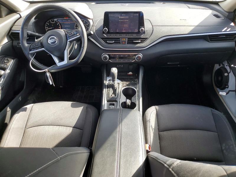 2022 Nissan Altima sv