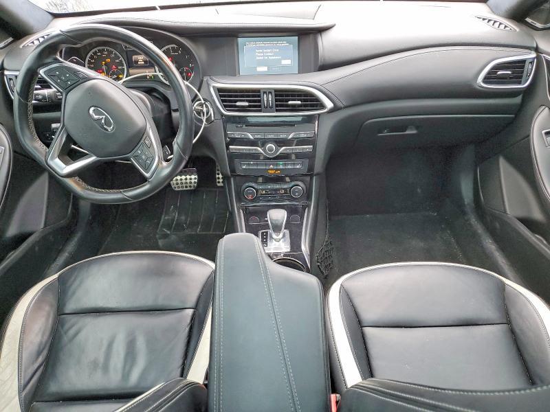 2017 Infiniti Qx30 Sport