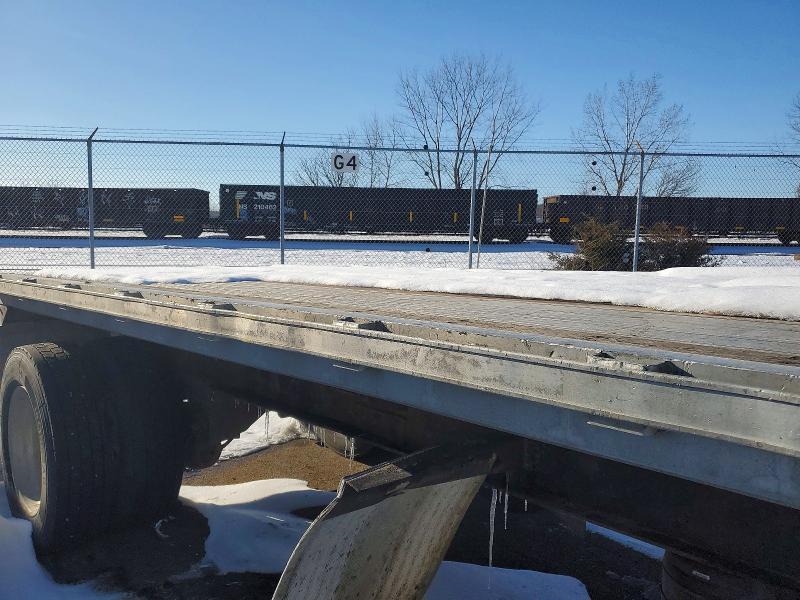 2000 Transcraft Flatbed Trailer