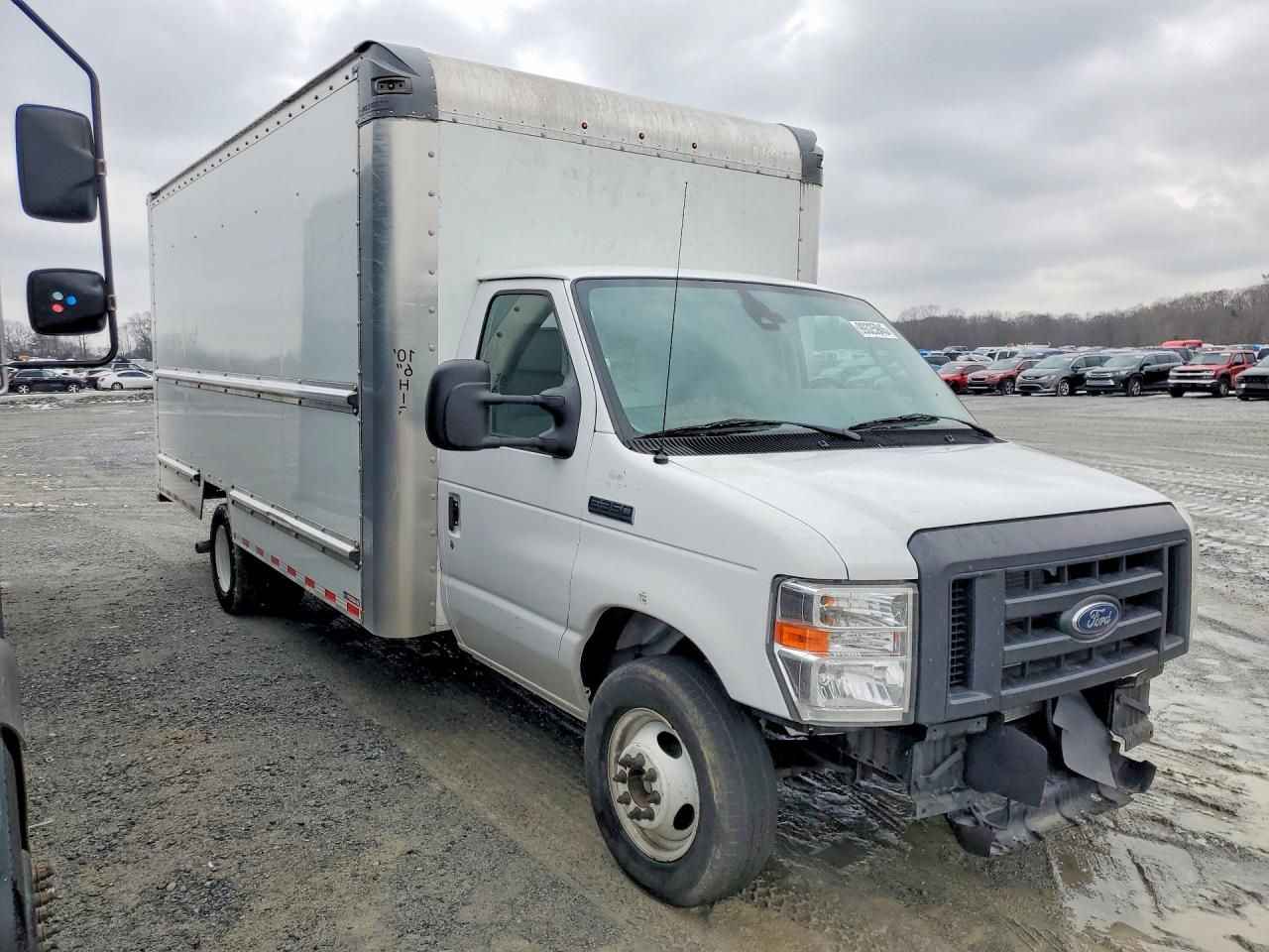 2022 Ford Econoline-BOX Truck
