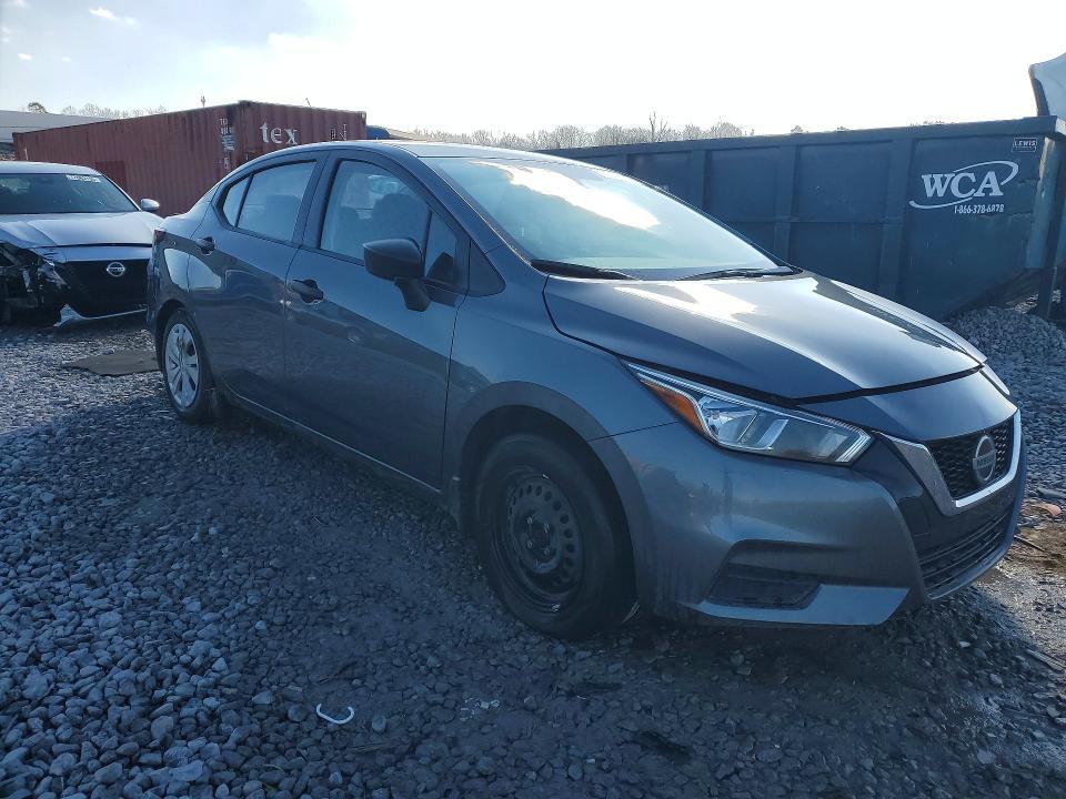 2022 Nissan Versa s