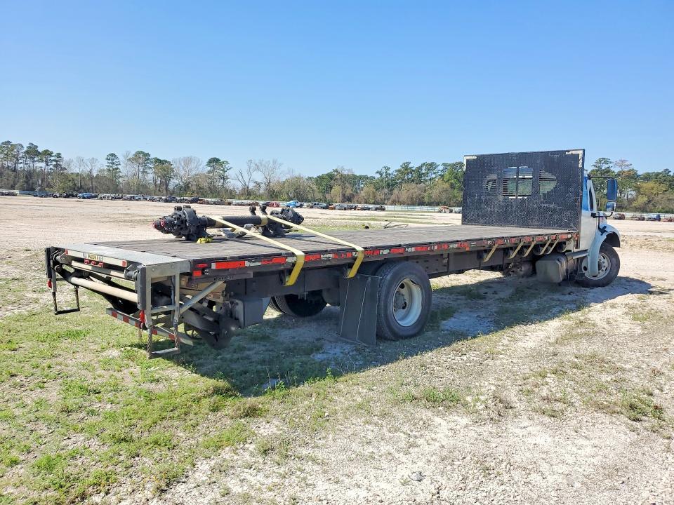 2021 Freightliner Business Class M2 Flatbed Truck