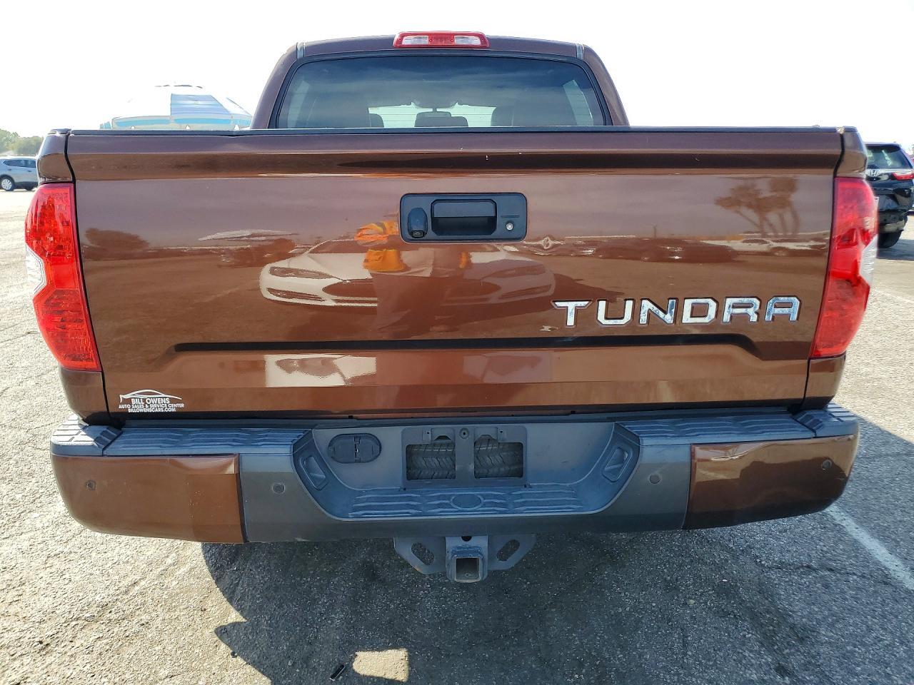 2014 Toyota Tundra Crewmax Platinum