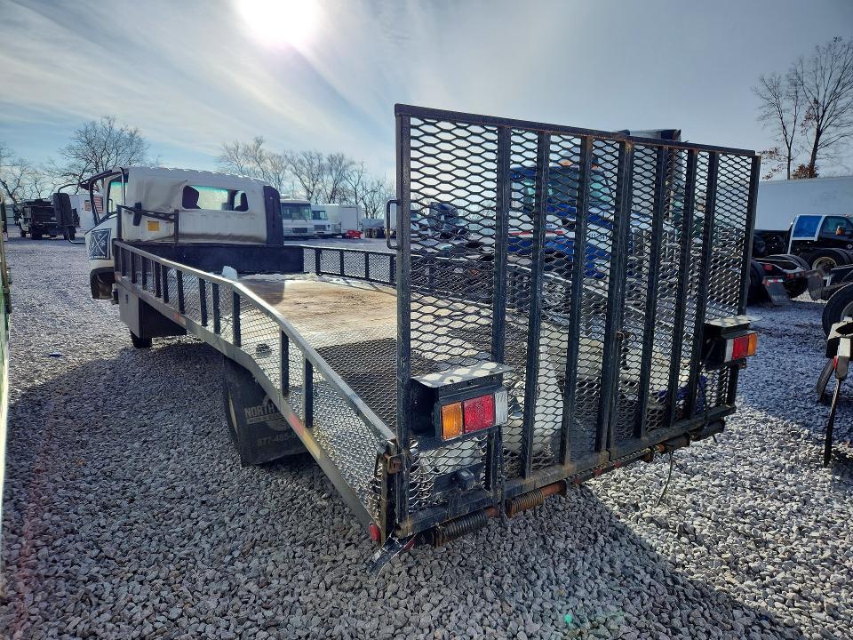 2023 Isuzu NPR HD Crew Cab Flatbed Truck