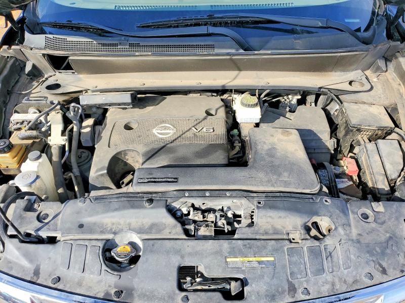 2014 Nissan Pathfinder s