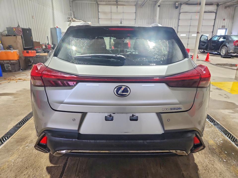 2022 Lexus Ux 250h Base