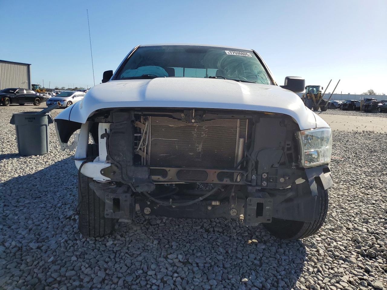 2019 Dodge Ram 1500 Classic slt