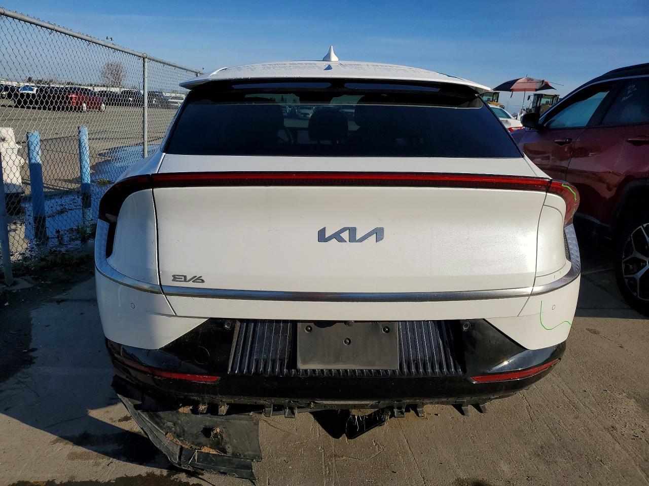 2024 KIA EV6 Wind