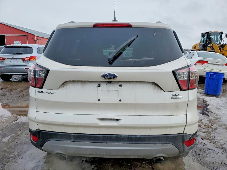 2018 Ford Escape sel