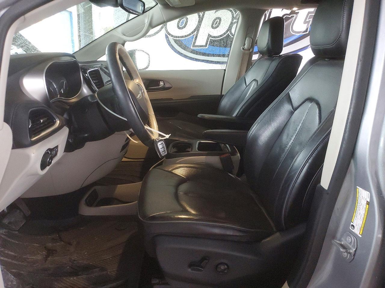 2018 Chrysler Pacifica Hybrid Limited