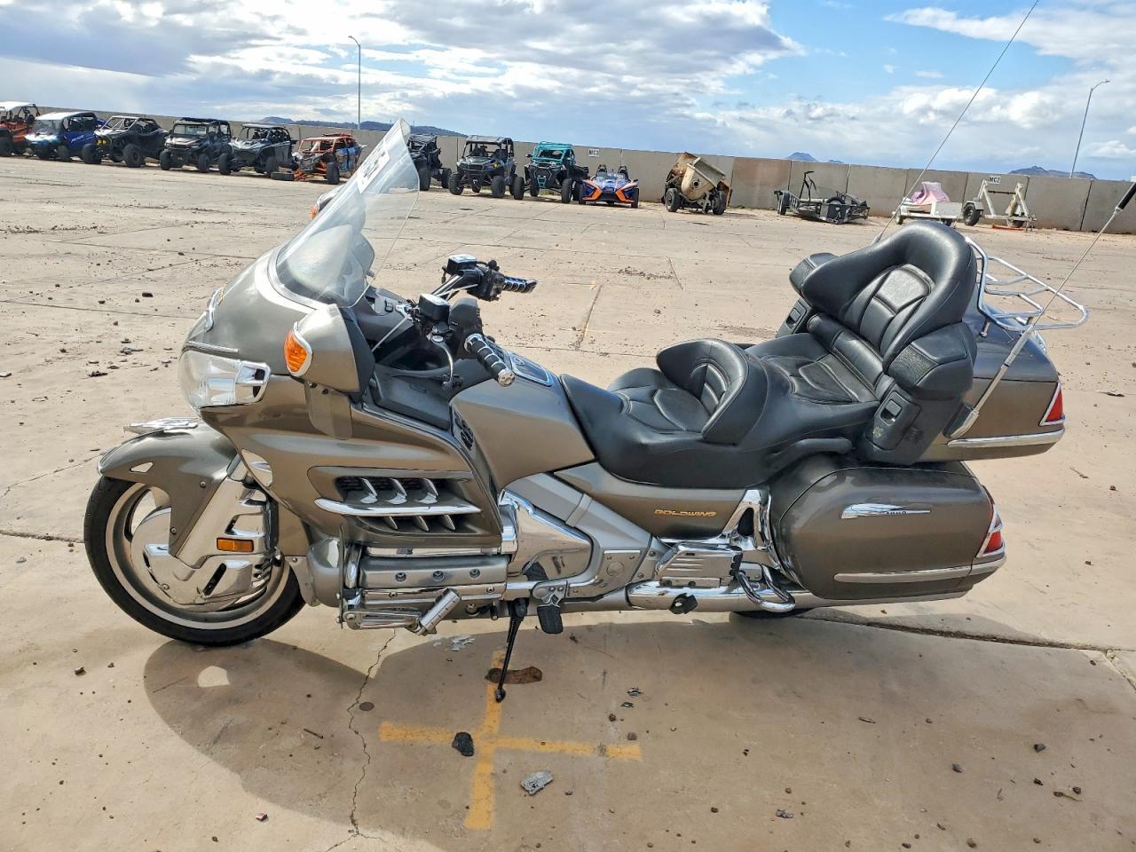 2004 Honda GL1800