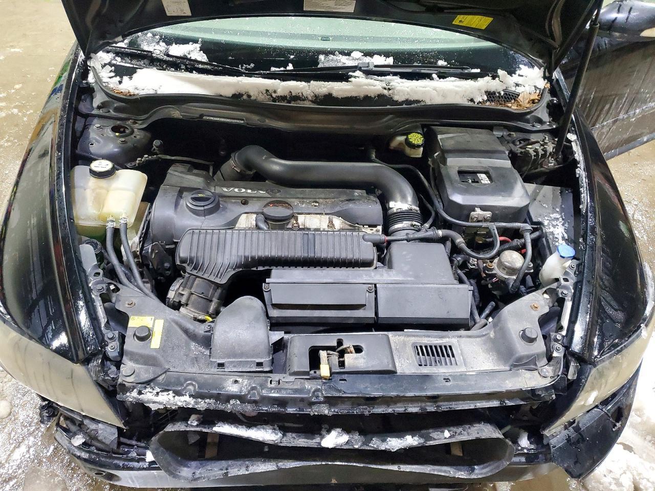 2005 Volvo V50 T5
