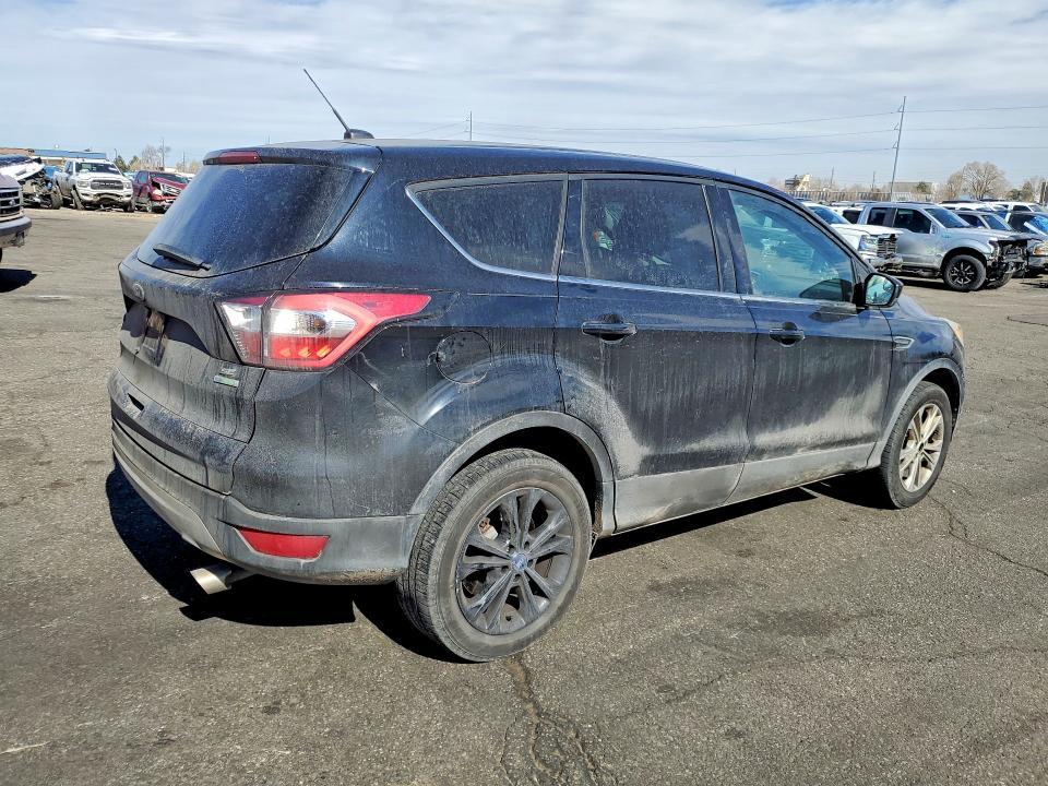 2017 Ford Escape s fwd