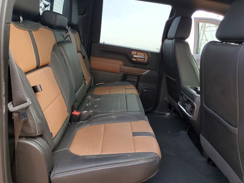 2021 Chevrolet Silverado K2500 High Country