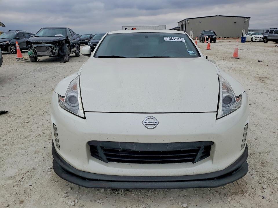 2015 Niss 370z