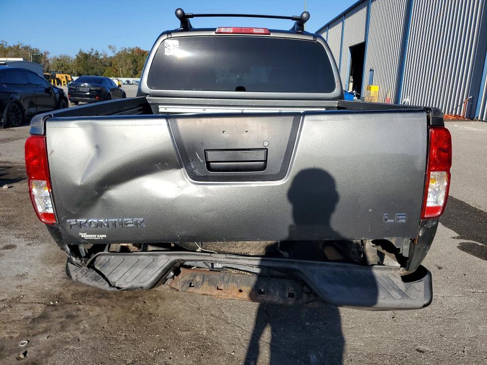 2006 Nissan Frontier SE