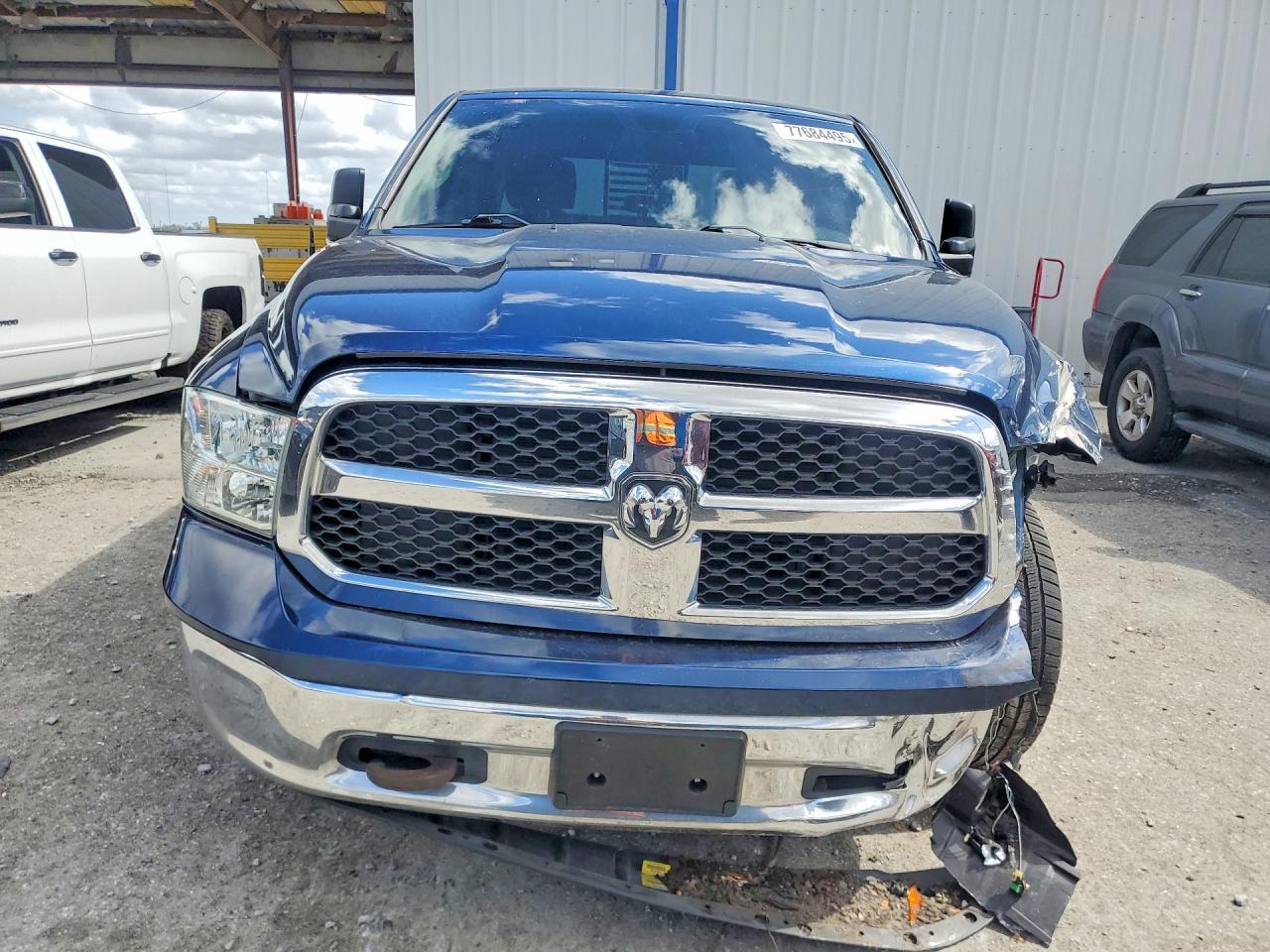 2020 Dodge RAM 1500 Classic SLT