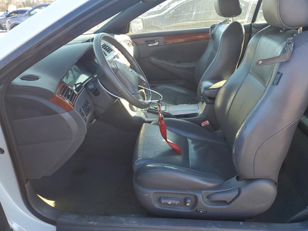 2006 Toyota Camry Solara se