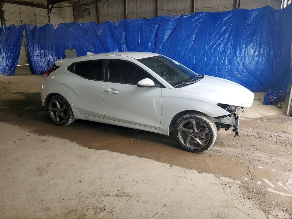 2019 Hyundai Veloster 2.0l